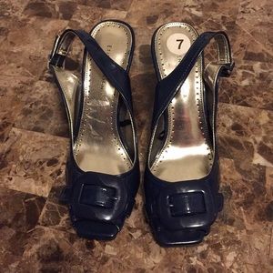 Etienne Aigner Patent Pumps 🌹